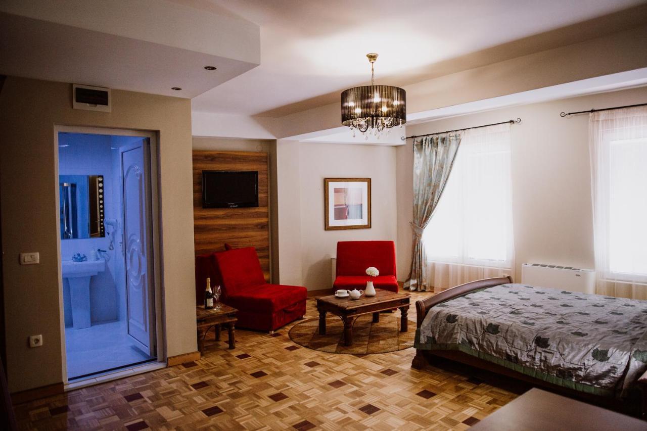 Bela Kuka Hotel Bitola Exteriér fotografie